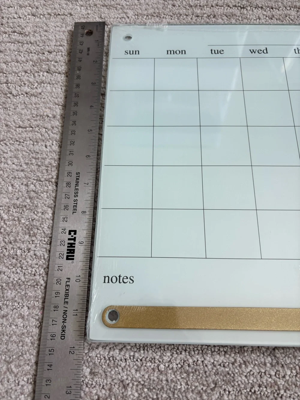 N/A contains glass